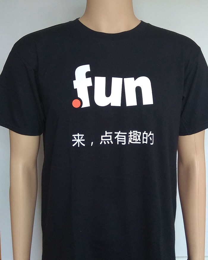 Black cotton crewneck t-shirts with silk screen printing 