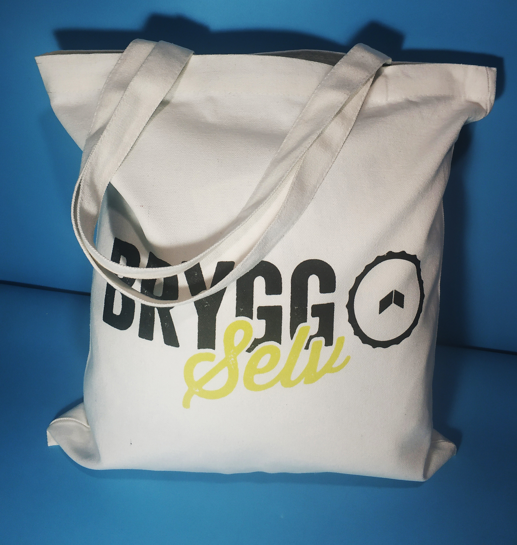 Fashion style customized give away tote bags with logo printed 