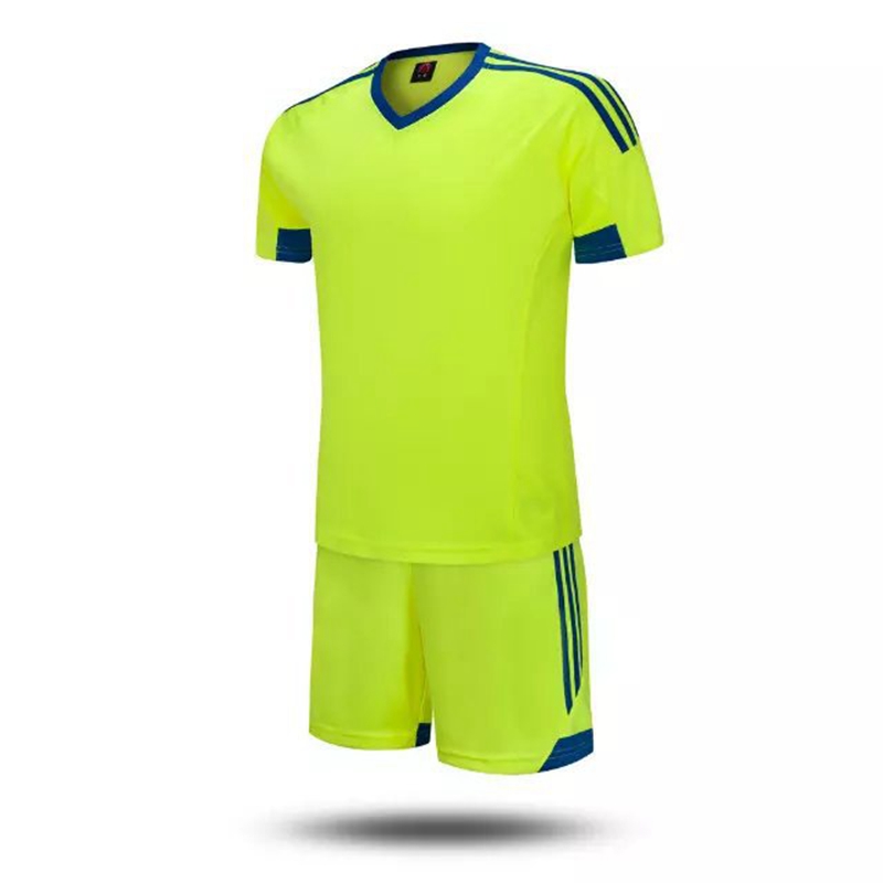 custom design football team uniforms online in China